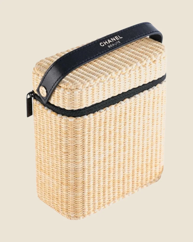 Chanel — Les Beiges Summer Essentials